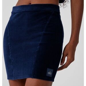 ALO Yoga Micro Corduroy Winter Break Mini Skirt Navy Blue Small NWT